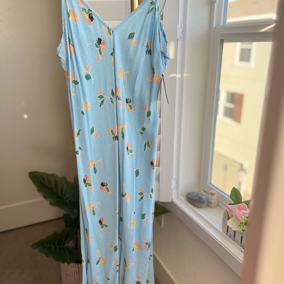 NWT Izzy size L - Picture 10 of 11